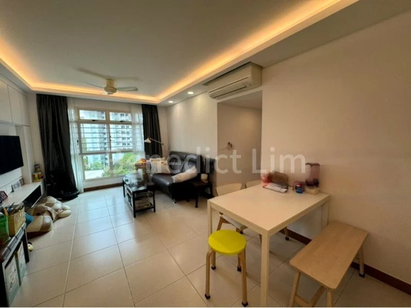 4 Room (4A) HDB for Rent in 213B Compassvale Lane - Image 1