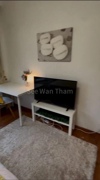 1 Bed Condo for Rent in  Parc Oasis - Image 5