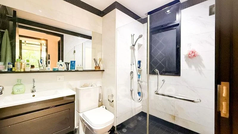 1 Bed Condo for Sale in  1919 - Image 9