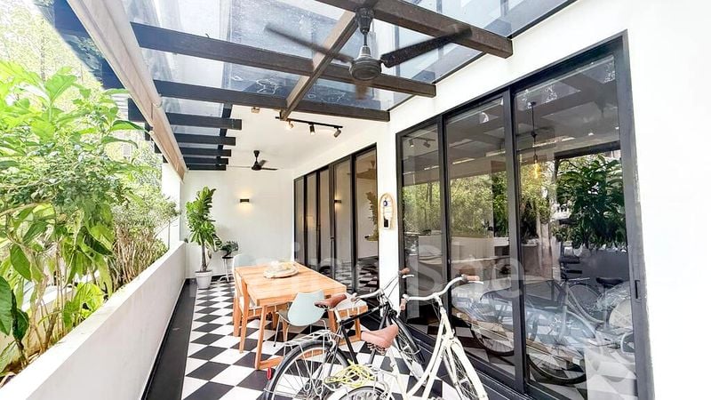 1 Bed Condo for Sale in  1919 - Image 4