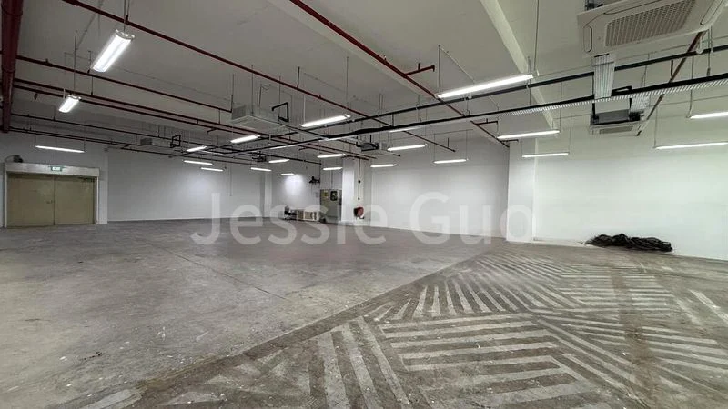 Light Industrial (B1) for Sale: Sin Ming Freehold Factory - Image 1