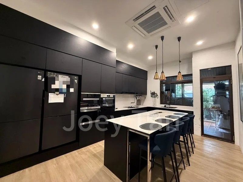 4 Bed Semi-Detached House (Landed) for Rent in Springleaf Garden Estate - Image 5