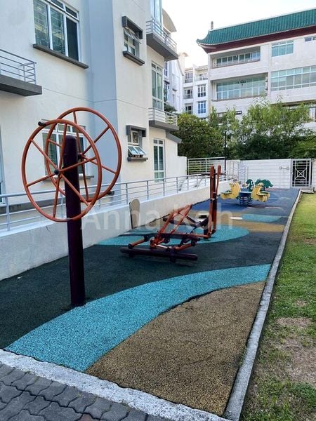 Common Room (Condo) for Rent in  Sunny Palms - Image 7