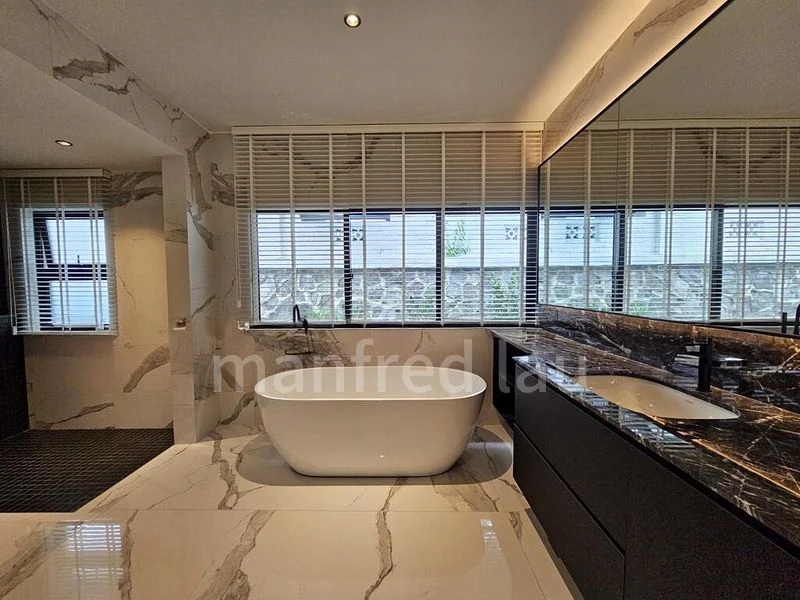 8 Bed Bungalow (Landed) for Rent in  Oei Tiong Ham Park - Image 11