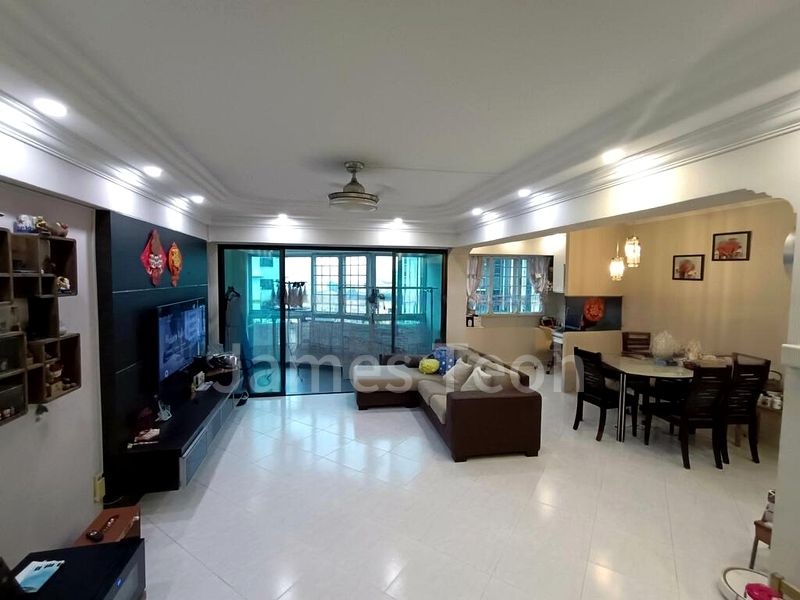 5 Room (5I) HDB for Sale in  373 Hougang Street 31 - Image 6