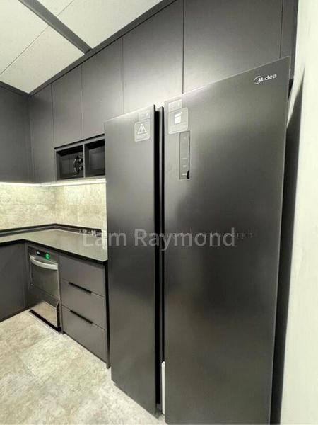 Office for Rent: Gateway East - Image 8