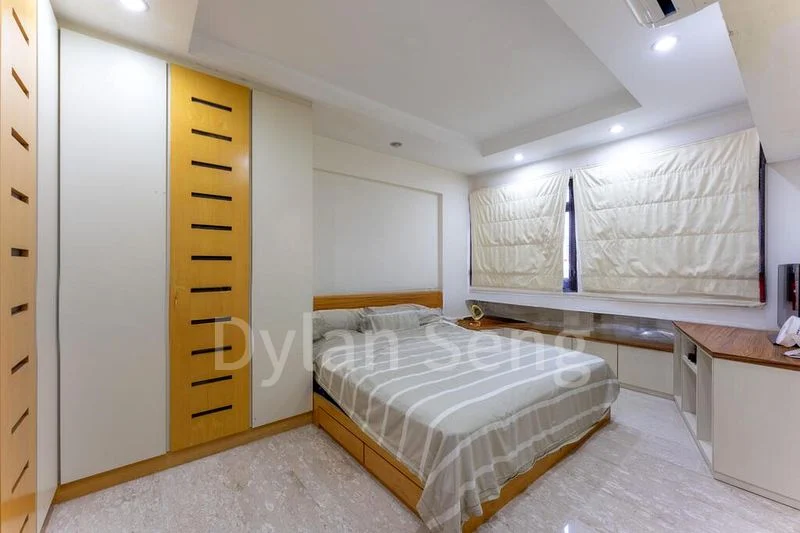 5 Room (5I) HDB for Sale in  980B Buangkok Crescent - Image 7