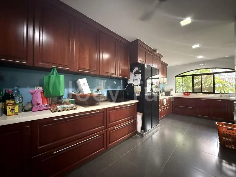 4 Bed Semi-Detached House (Landed) for Sale in Camelia Park - Image 11