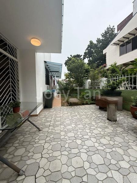 4 Bed Semi-Detached House (Landed) for Sale in Camelia Park - Image 5