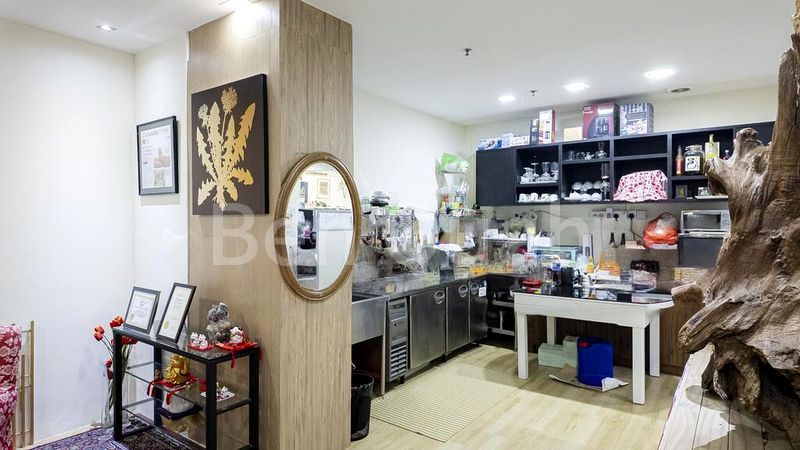 Light Industrial (B1) for Rent in EPL Building - Image 3