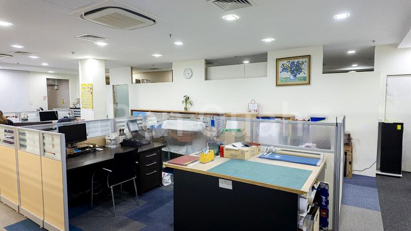 Light Industrial (B1) for Rent in EPL Building - Image 6