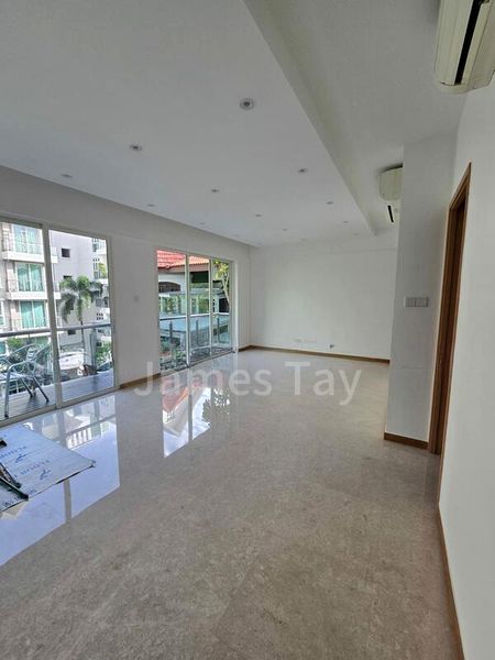 2 Bed Condo for Rent in  Nathan Place - Image 14