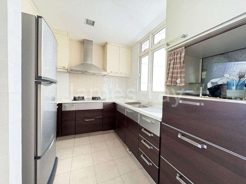 2 Bed Condo for Rent in  Nathan Place - Image 4