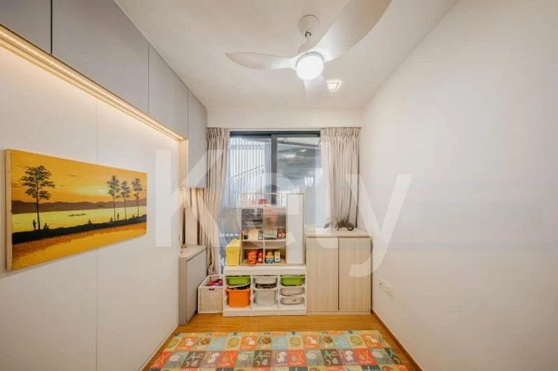 3 Bed Condo for Sale in  River Isles - Image 10