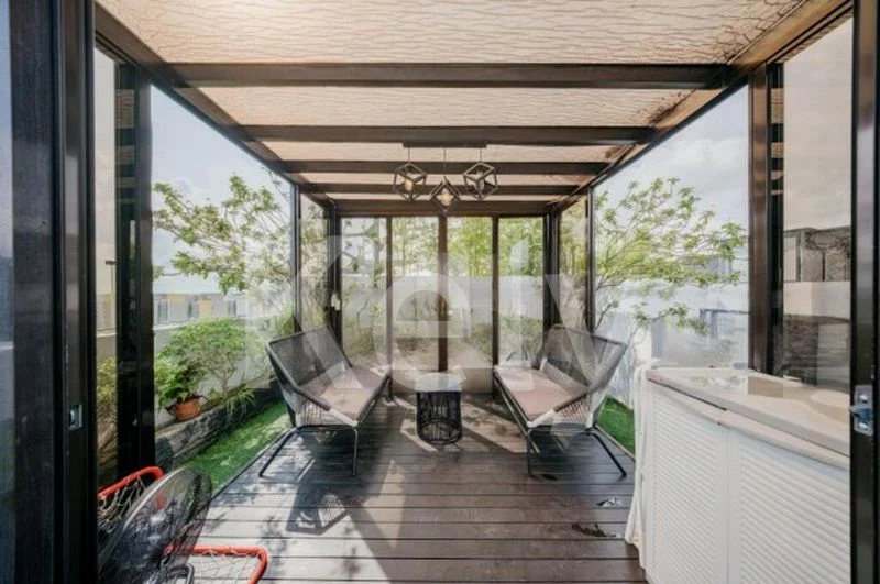 3 Bed Condo for Sale in  River Isles - Image 1