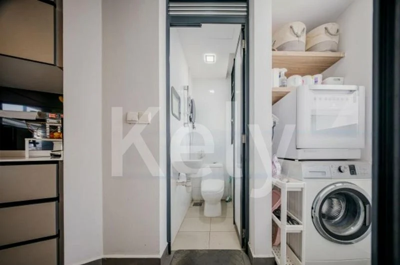 3 Bed Condo for Sale in  River Isles - Image 3