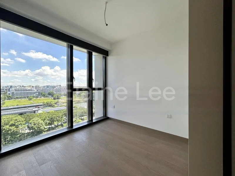 2 Bed Condo for Sale in  Penrose - Image 5