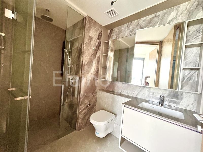 2 Bed Condo for Sale in  Penrose - Image 7