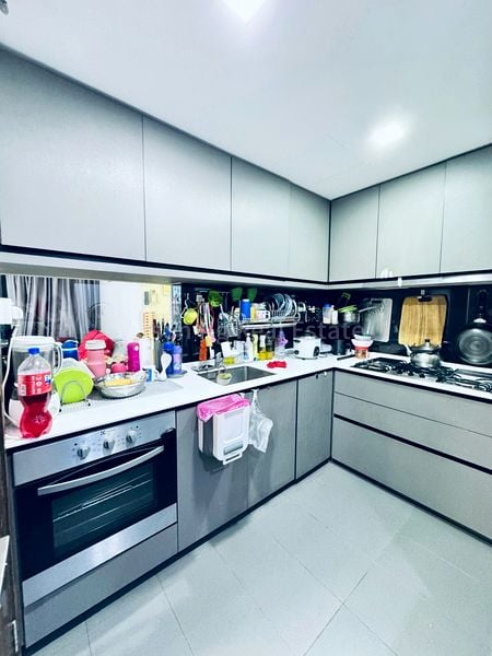 3 Bed Condo for Sale in Waterbay - Image 9