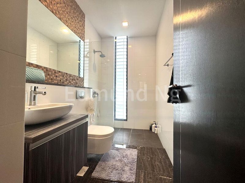 5 Bed Semi-Detached House (Landed) for Sale in  Serangoon Garden Estate - Image 5