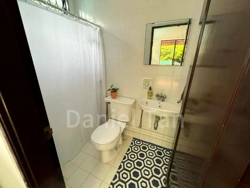 5 Bed Semi-Detached House (Landed) for Rent in  Orchid Village - Image 6