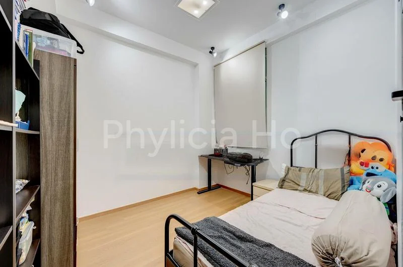 3 Bed Condo for Sale in  Changi Court - Image 4