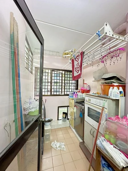 4 Room (4A) HDB for Sale in  167 Hougang Avenue 1 - Image 6