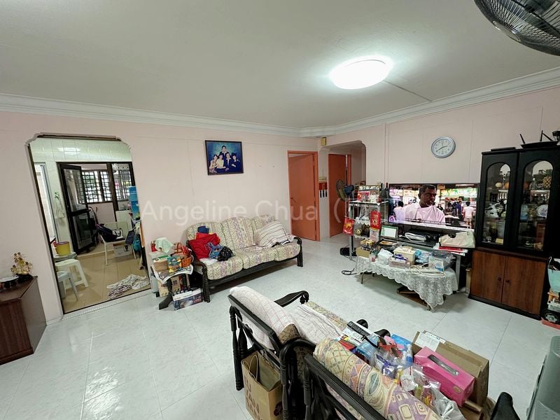 4 Room (4A) HDB for Sale in  167 Hougang Avenue 1 - Image 2