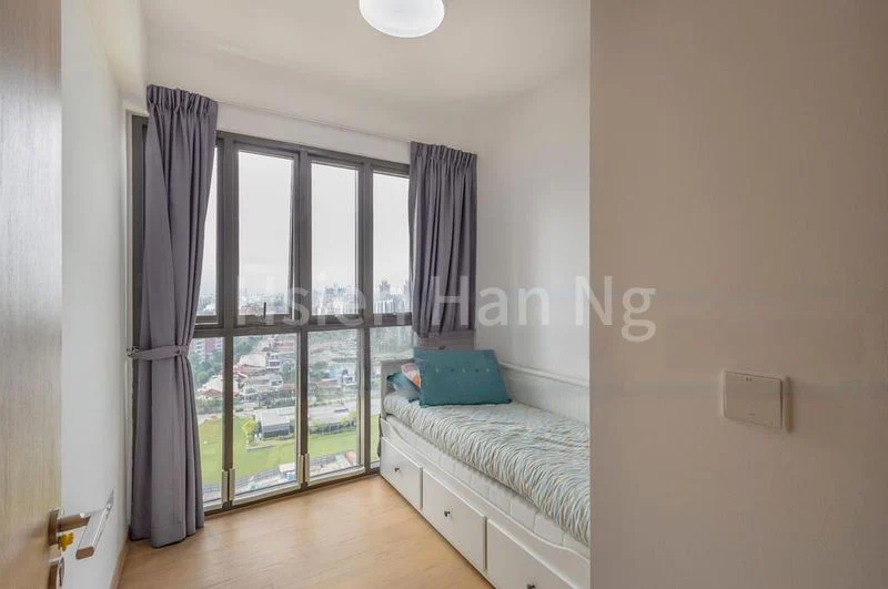 2 Bed Condo for Sale in  Midwood - Image 11