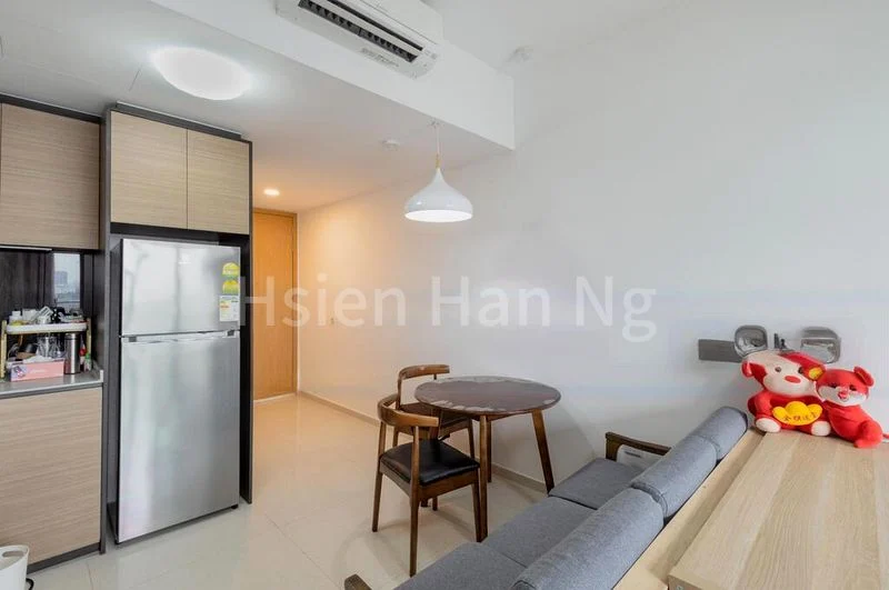 2 Bed Condo for Sale in  Midwood - Image 3