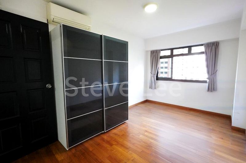 5 Room (5I) HDB for Sale in  985B Buangkok Crescent - Image 6