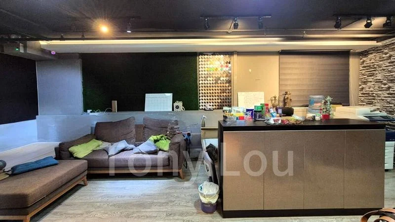 Light Industrial (B1) for Rent: North Link Building - Image 2