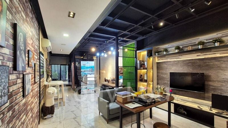 Light Industrial (B1) for Rent: North Link Building - Image 6