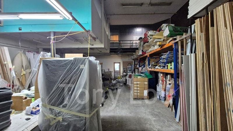 Light Industrial (B1) for Rent: North Link Building - Image 10