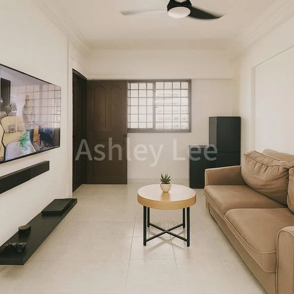 3 Room (3A) HDB for Sale in  167 Bukit Batok West Avenue 8 - Image 2
