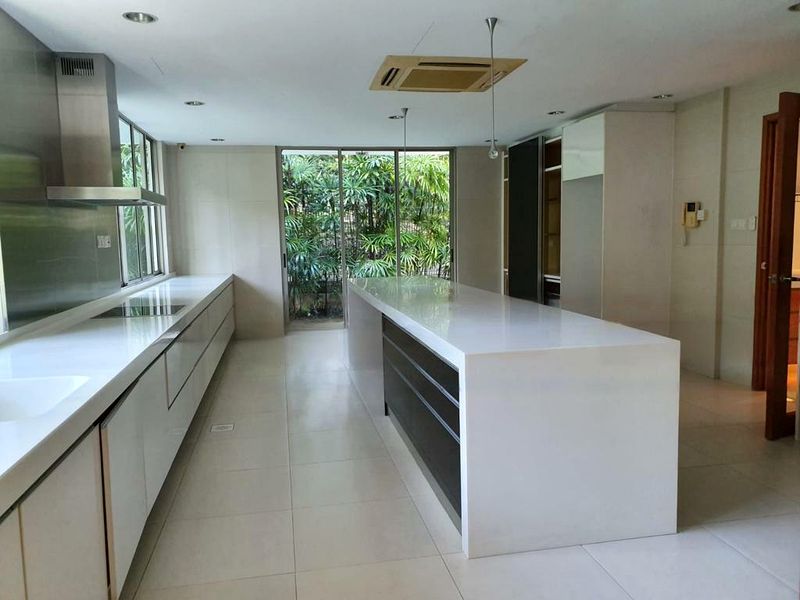 6 Bed Bungalow (Landed) for Sale in  Jervois Meadows - Image 2