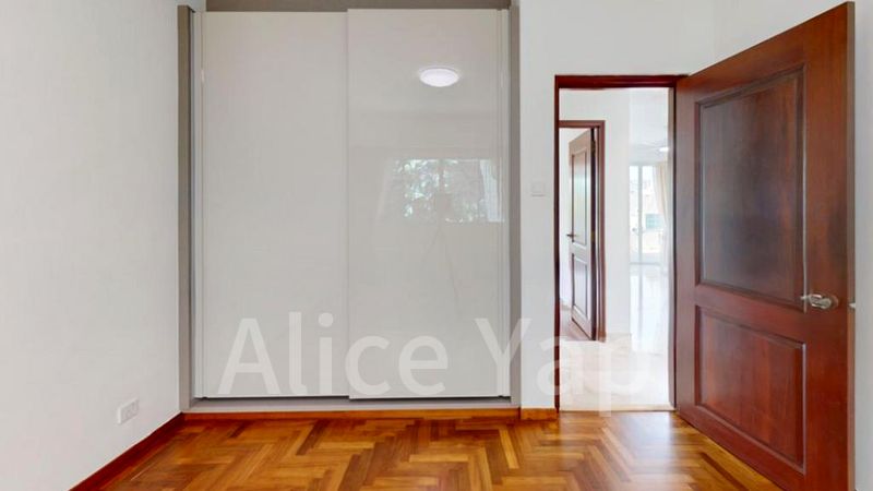 4 Bed Condo for Rent in Pepys Hill Condominium - Image 3