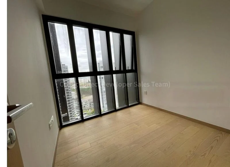 2 Bed Condo for Rent in  Midwood - Image 6