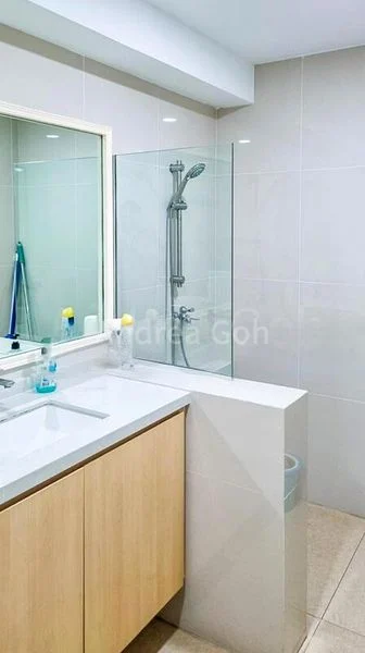 Office for Sale: Sim Lim Tower - Image 1