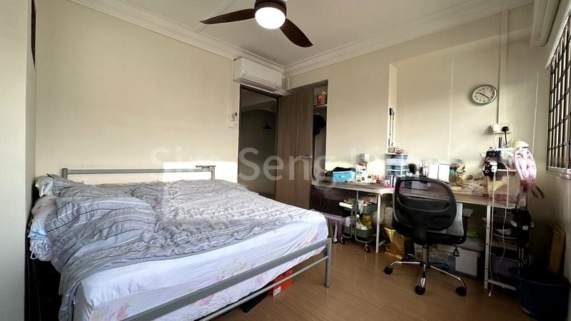 Common Room (HDB) for Rent in  435 Hougang Avenue 8 - Image 8