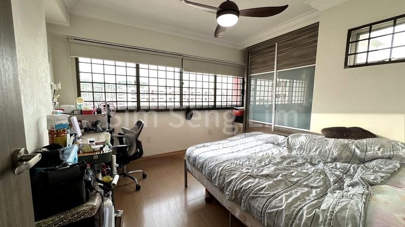 Common Room (HDB) for Rent in  435 Hougang Avenue 8 - Image 6