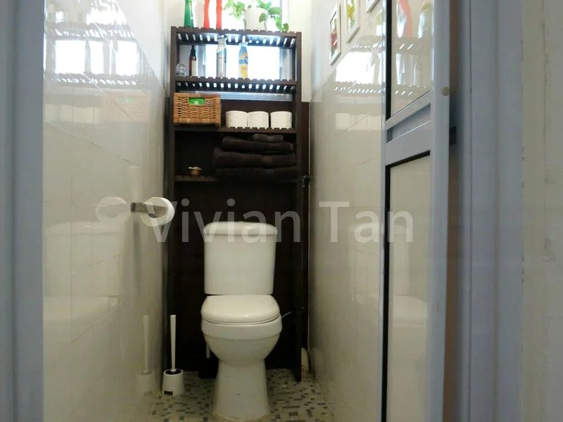 2 Bed Walk-up Apartment (Condo) for Rent in  Zion Road - Image 8