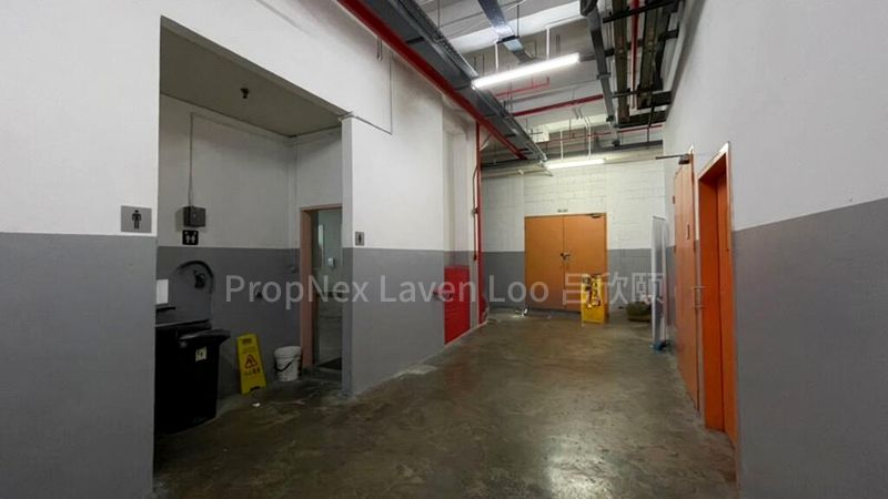 Light Industrial (B1) for Rent: Lam Soon Industrial Building - Image 6