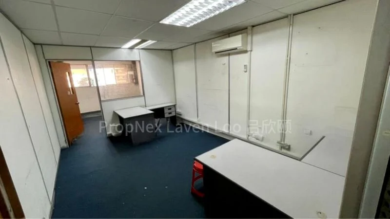 Light Industrial (B1) for Rent: Lam Soon Industrial Building - Image 1