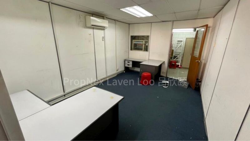 Light Industrial (B1) for Rent: Lam Soon Industrial Building - Image 2