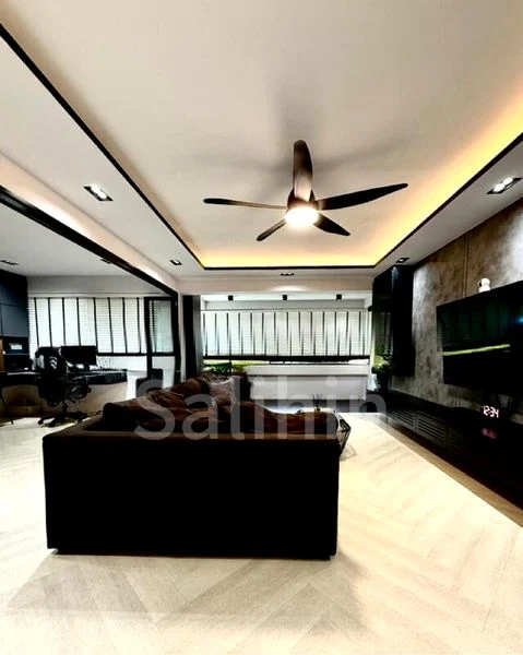 5 Room (5I) HDB for Sale in  229 Tampines Street 23 - Image 3