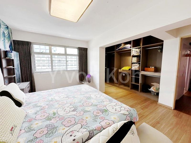 5 Room (5I) HDB for Rent in  166A Yung Kuang Road - Image 5