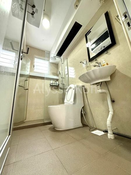 5 Room (5I) HDB for Sale in  171B Edgedale Plains - Image 5