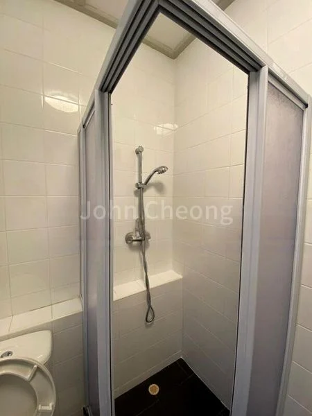 4 Bed Terraced House (Landed) for Rent in  Townerville - Image 11