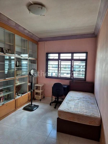 Common Room (HDB) for Rent in  586 Woodlands Drive 16 - Image 1